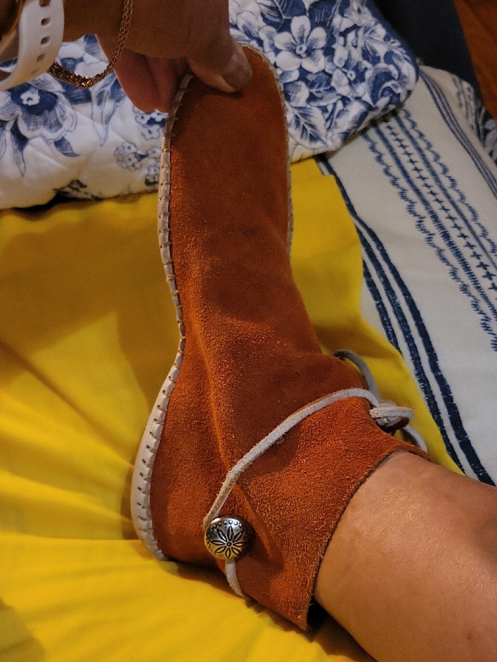 Handmade Leather Suede Booties w Button, White Leather Barefoot Sole, Size9 - Picture 13 of 13